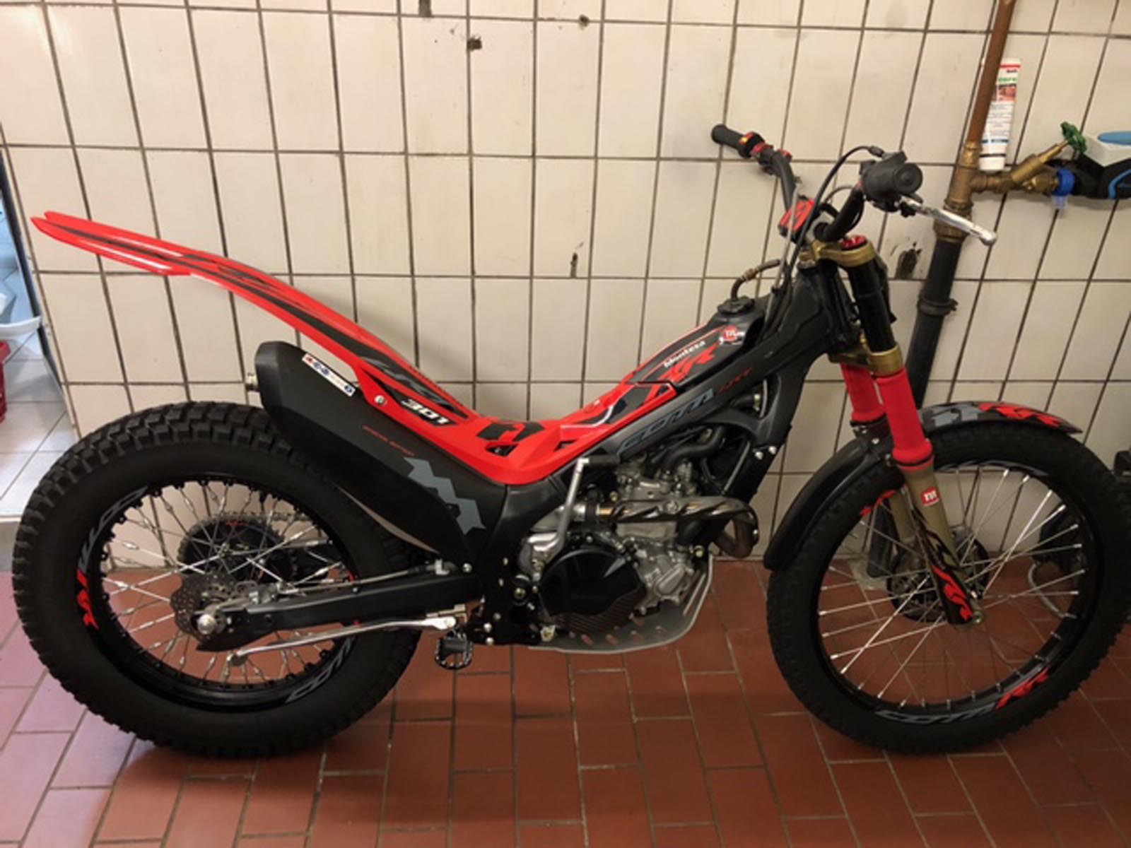 Montesa 301 RR, Modell 2020 im Neuzustand. Nur 5600,-€